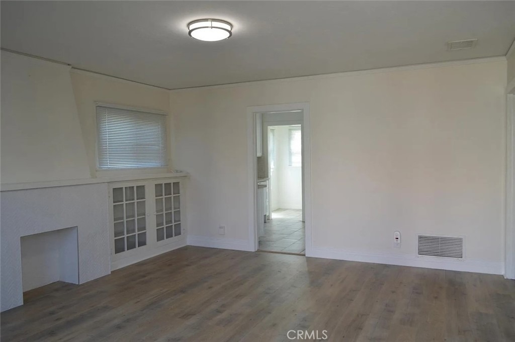 211 N West Street - Photo 8
