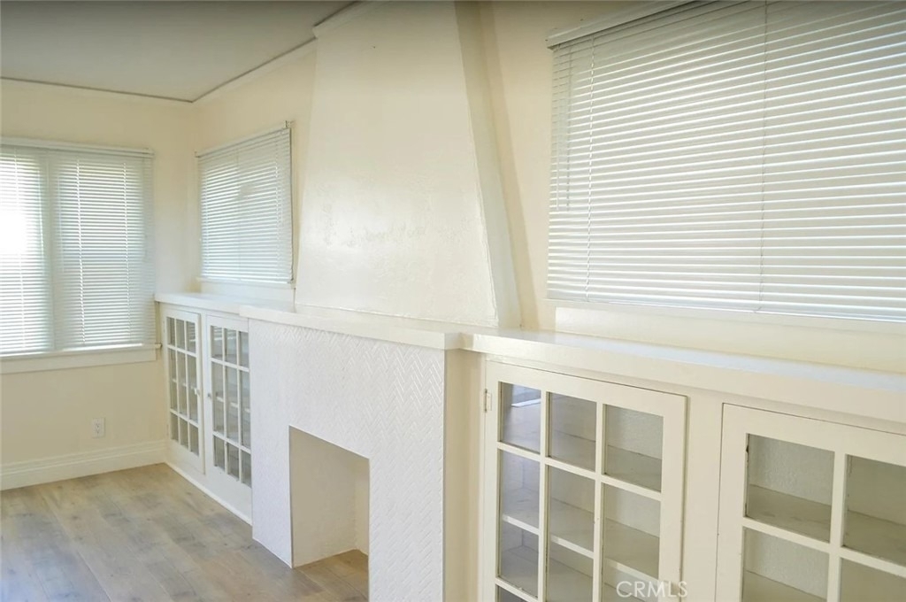 211 N West Street - Photo 6
