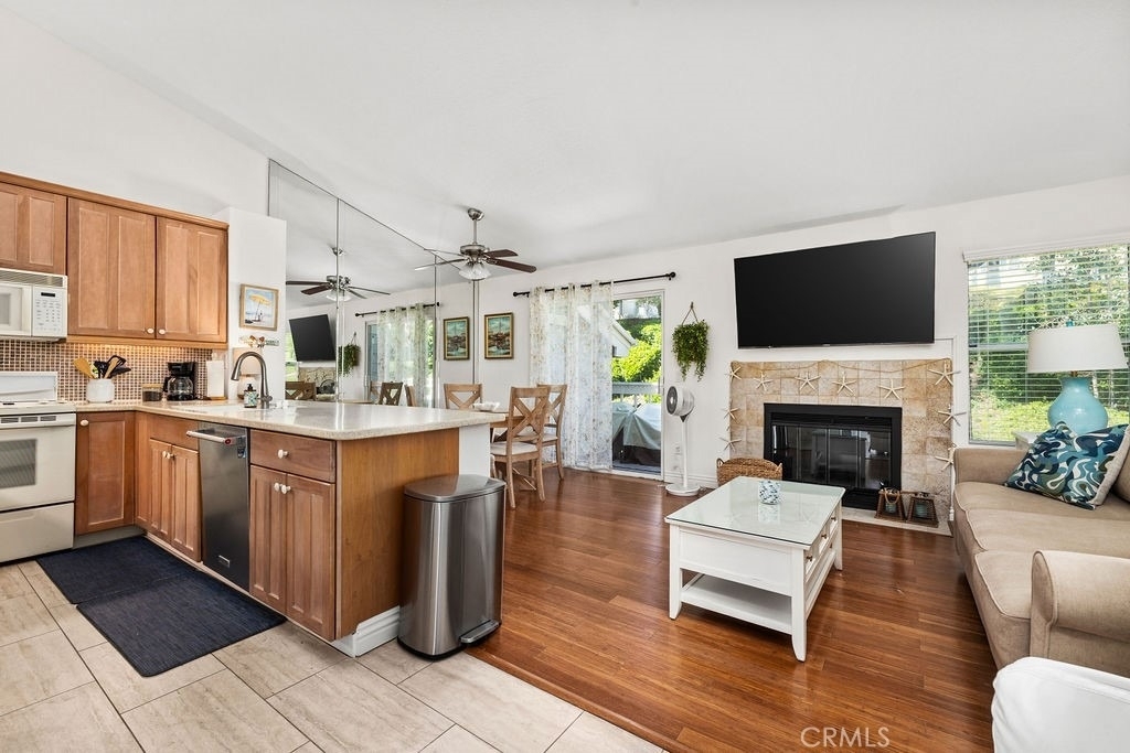 13 Campton Place - Photo 1