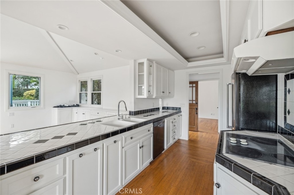 227 Ledroit Street - Photo 4