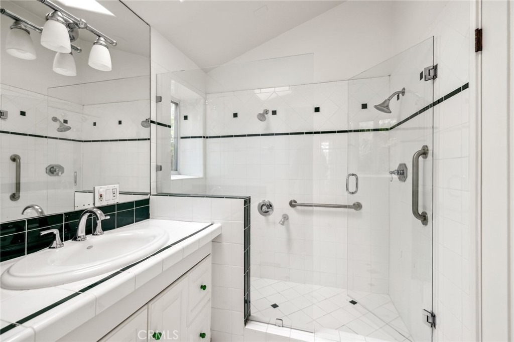227 Ledroit Street - Photo 18