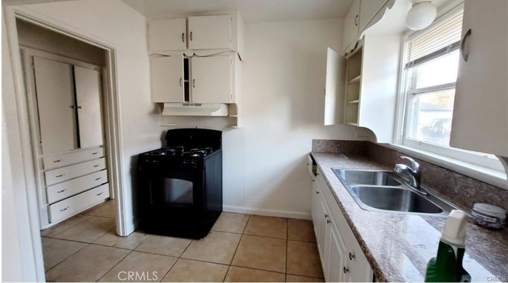 166 E 2nd - Photo 5