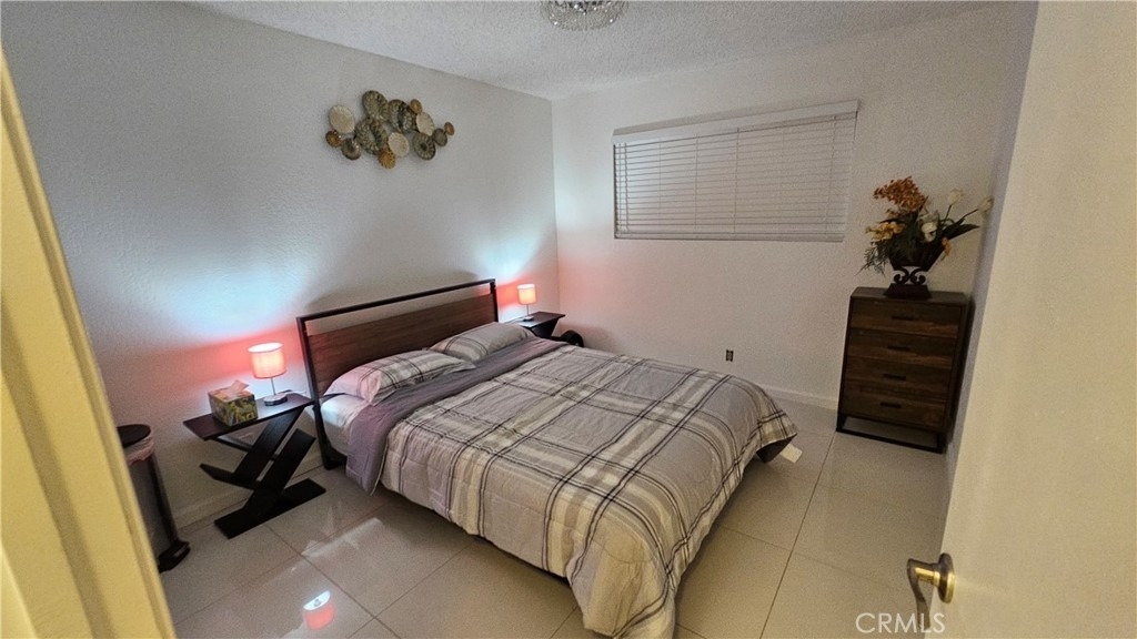 2857 N Los Felices - Photo 3