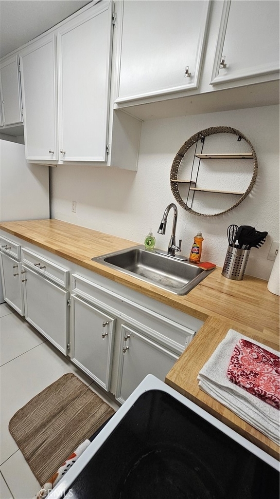 2857 N Los Felices - Photo 19