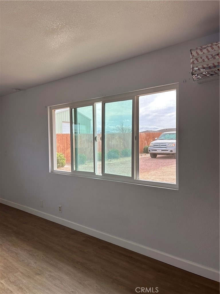 17819 Donert Street - Photo 8