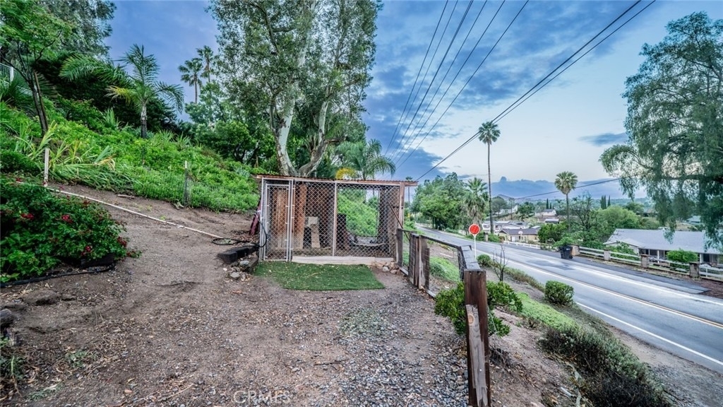4659 Crestview - Photo 40
