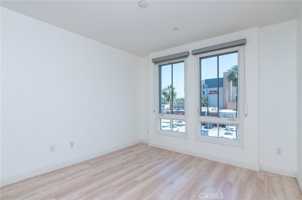 268 Caruso Avenue - Photo 30