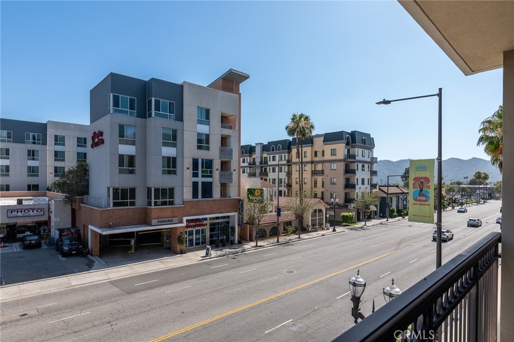 268 Caruso Avenue - Photo 34