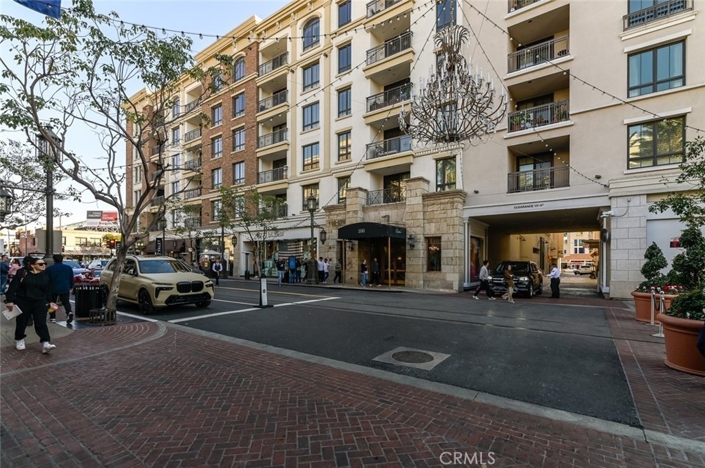 268 Caruso Avenue - Photo 43