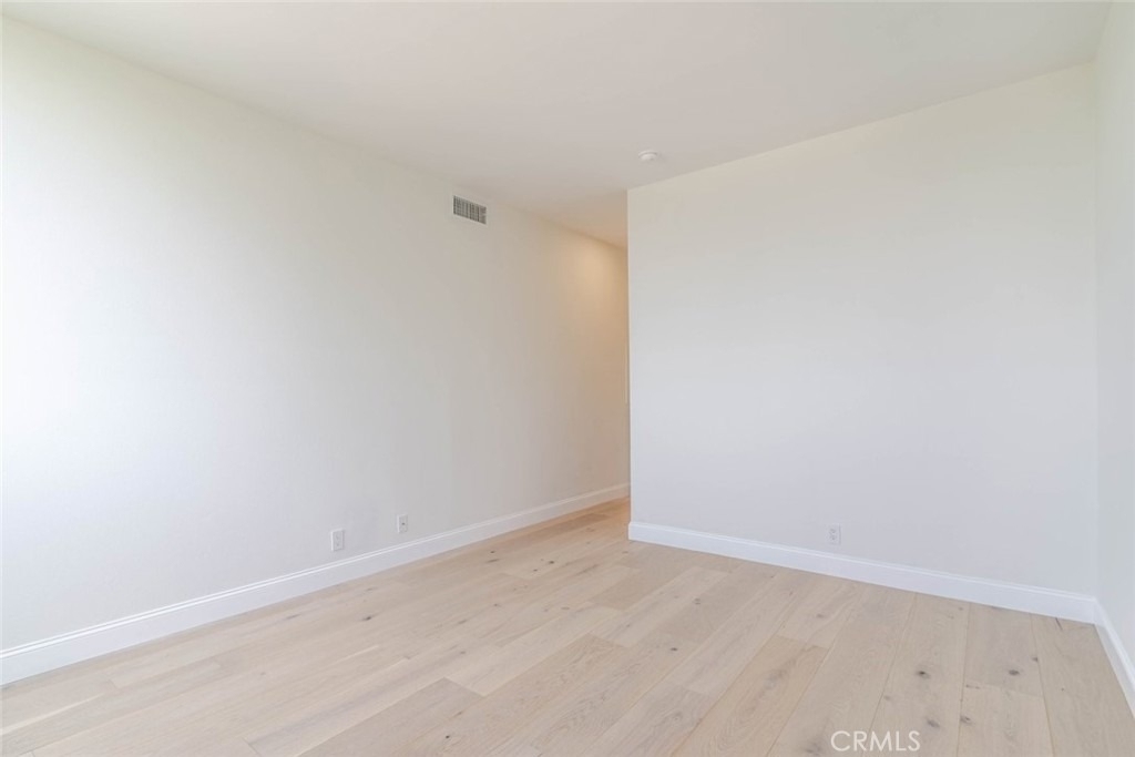 1305 N Columbus - Photo 12