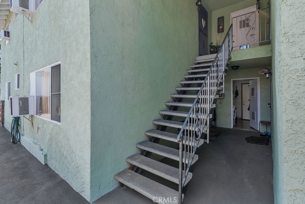 141 S 7th Street - Photo 4