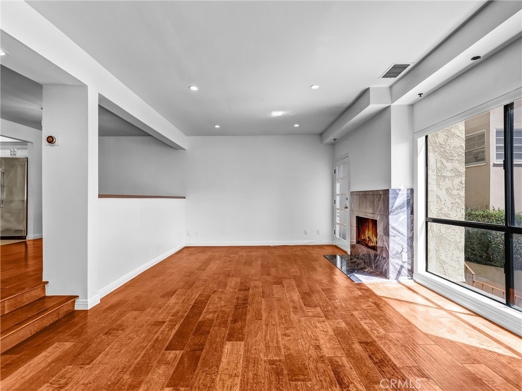 1825 Westholme Avenue - Photo 3
