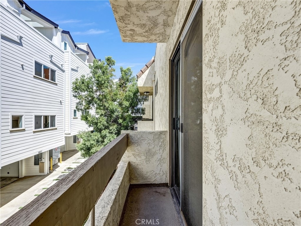 1825 Westholme Avenue - Photo 22