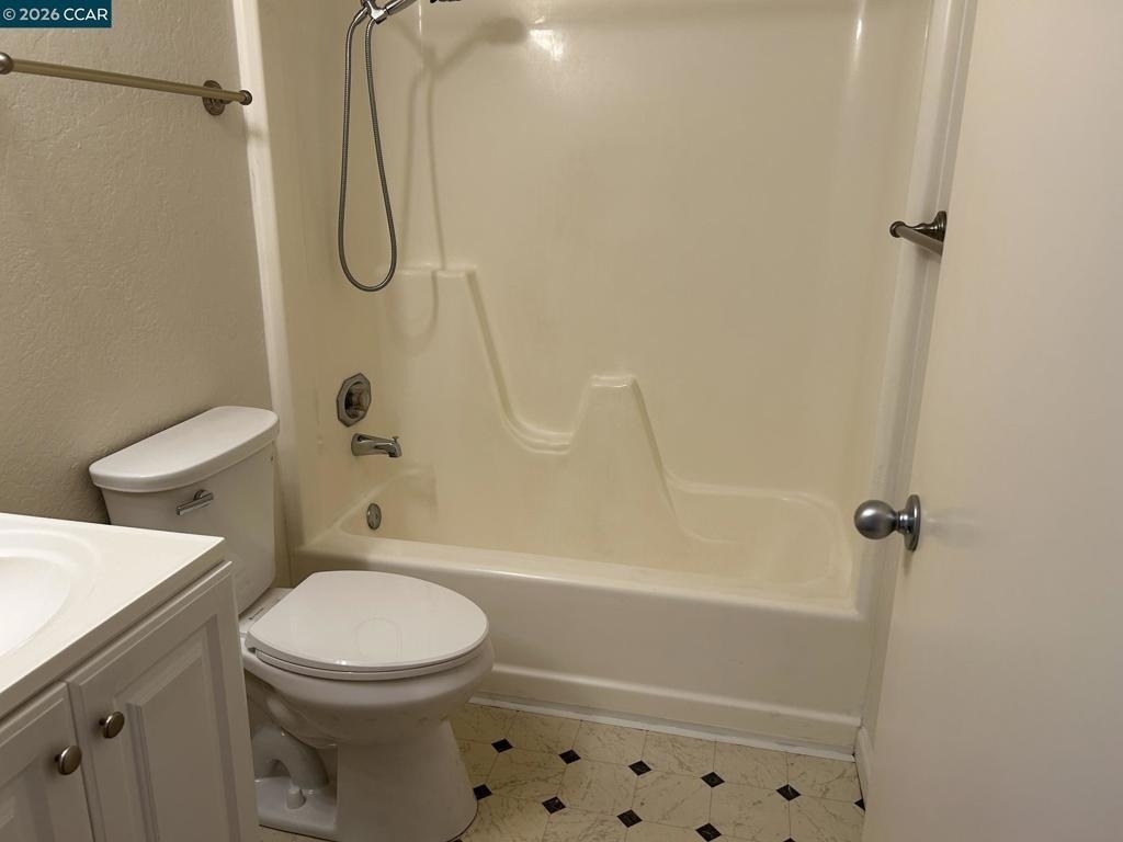 2472 Morello Hts. Cir. - Photo 23