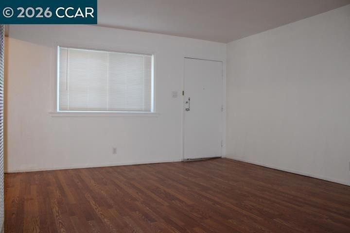 2515 Manchester Ave - Photo 14