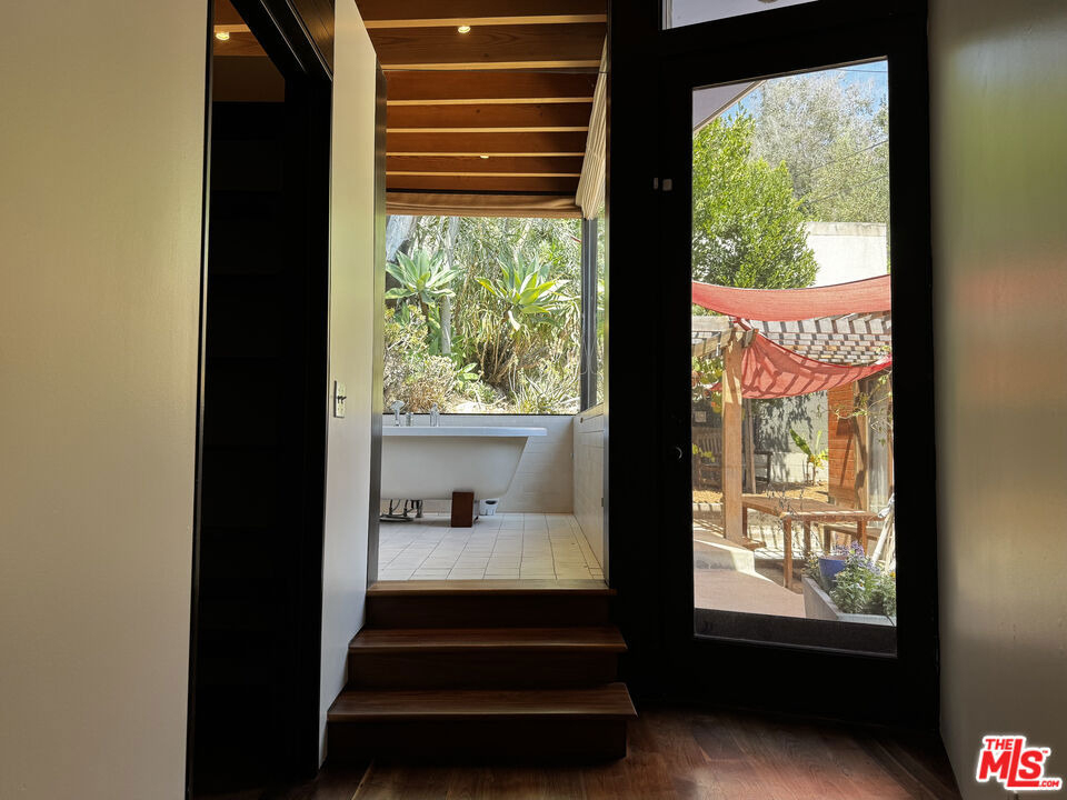 2257 Earl Street - Photo 19
