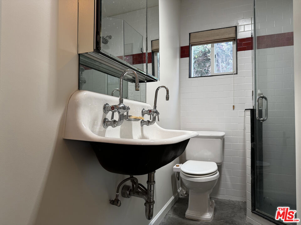 2257 Earl Street - Photo 14
