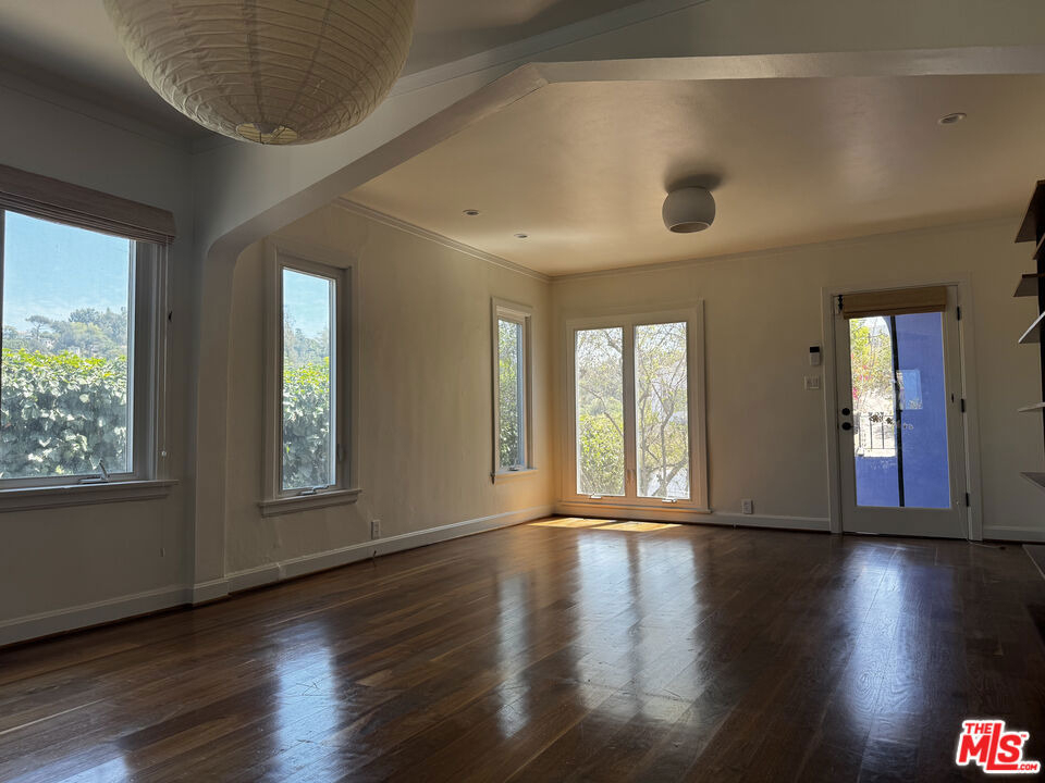 2257 Earl Street - Photo 24
