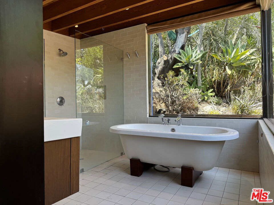 2257 Earl Street - Photo 15