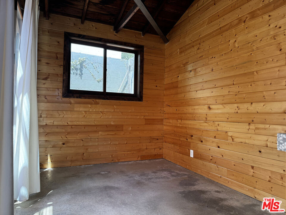 2257 Earl Street - Photo 20