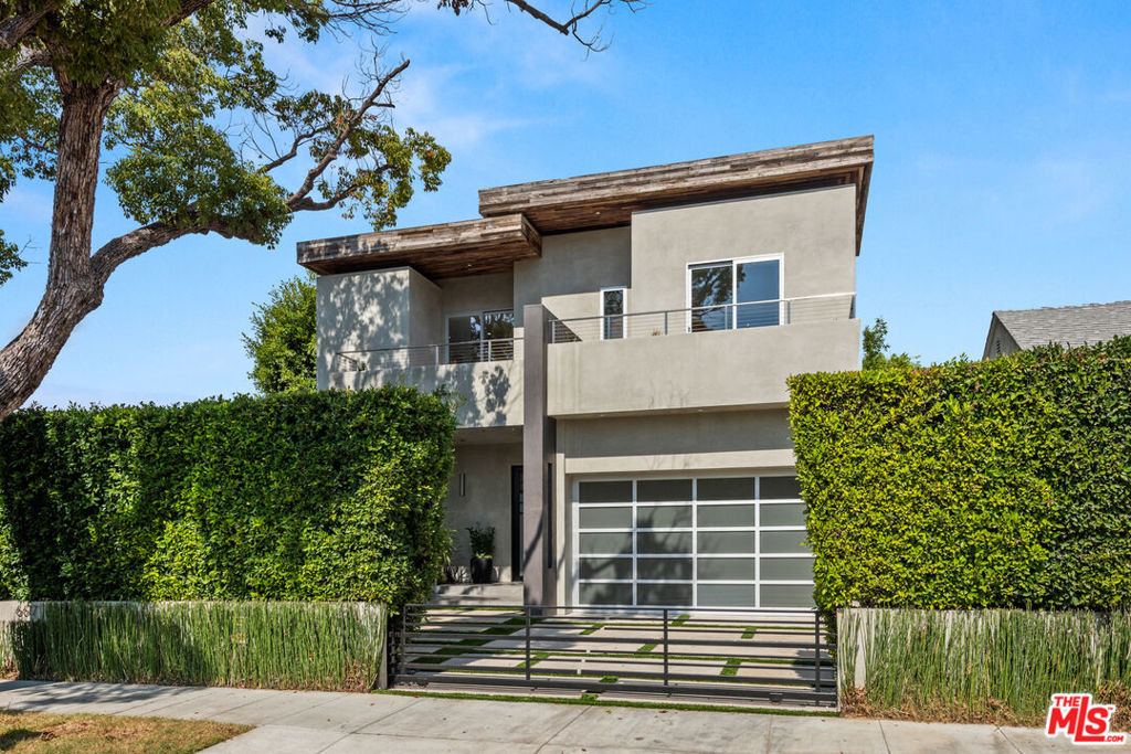 6617 Lindenhurst Avenue - Photo 34