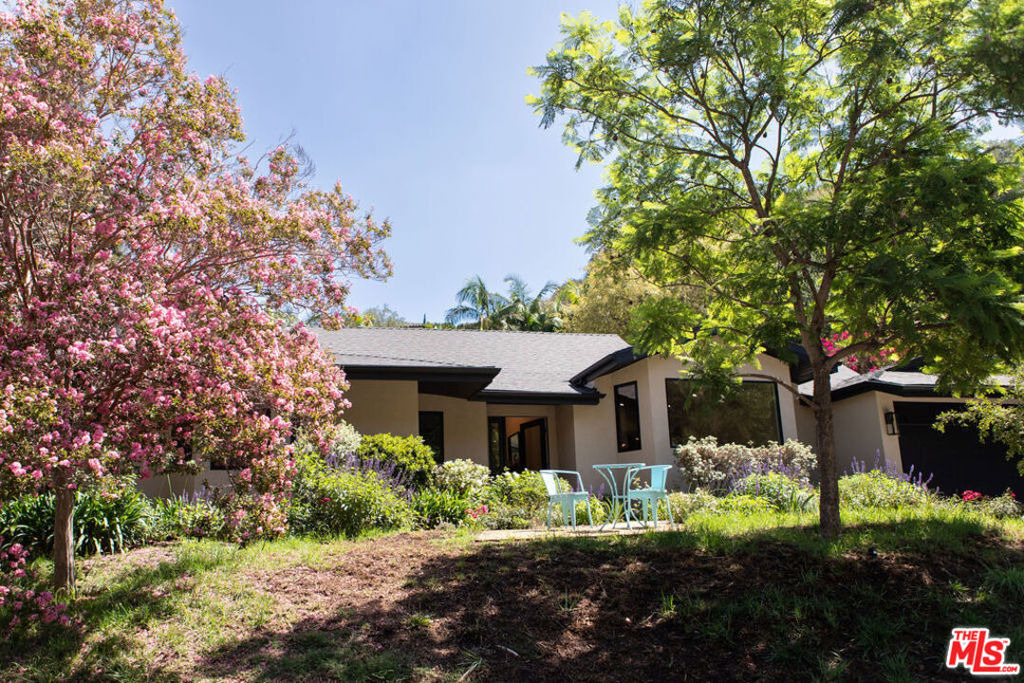 3436 Longridge Avenue - Photo 24