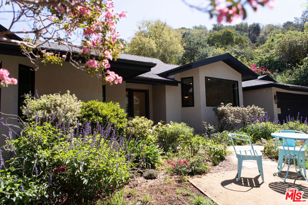 3436 Longridge Avenue - Photo 22