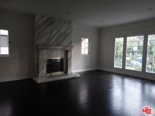 8437 W 4th Street - Photo 1