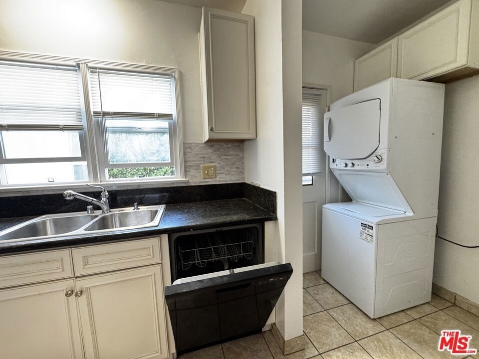 1242 Edris Drive - Photo 27