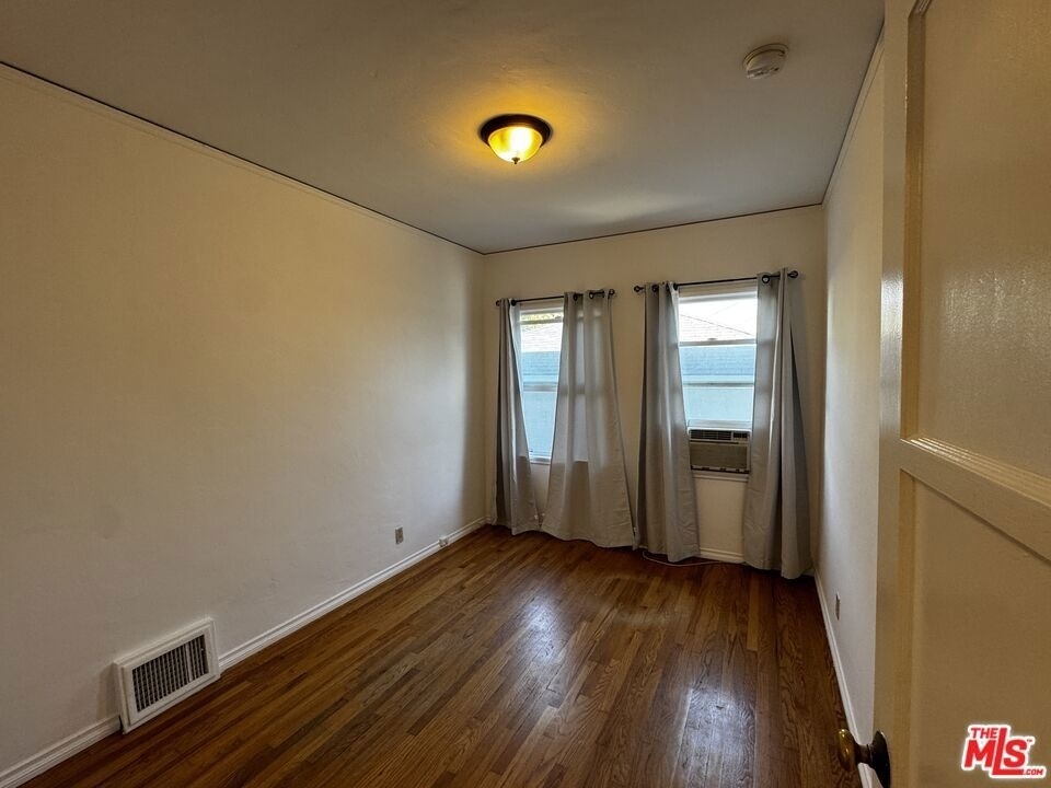 1242 Edris Drive - Photo 10