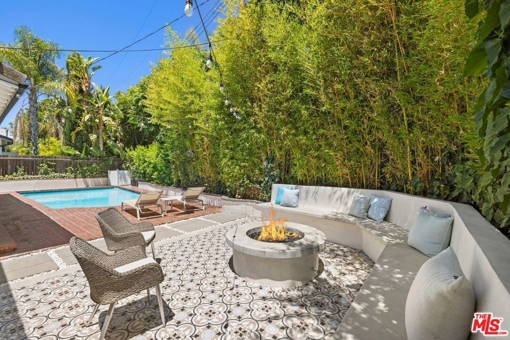 16141 Dickens Street - Photo 16