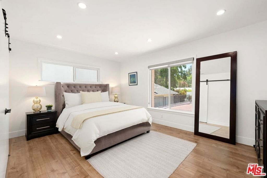 16141 Dickens Street - Photo 7
