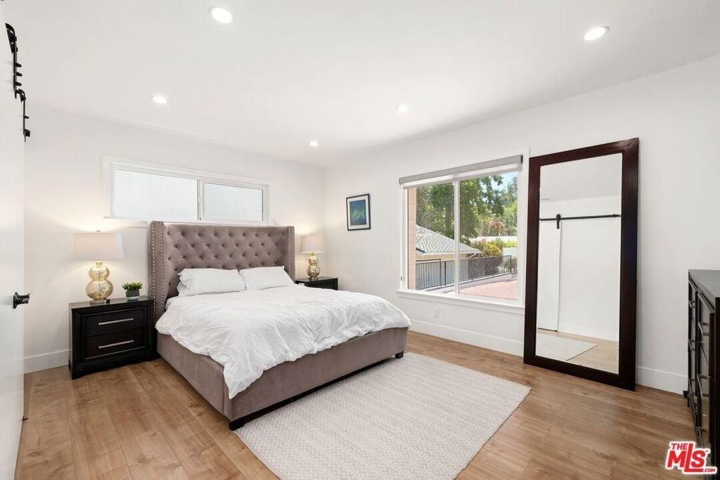 16141 Dickens Street - Photo 6