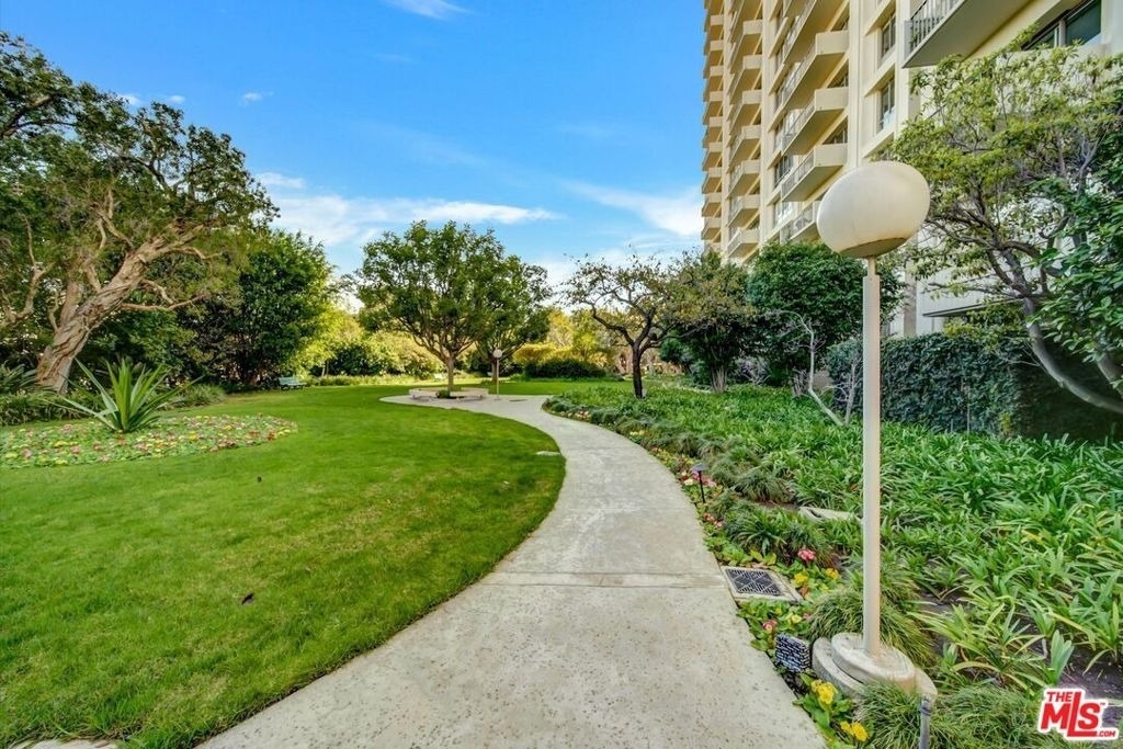 2160 Century Park East - Photo 17