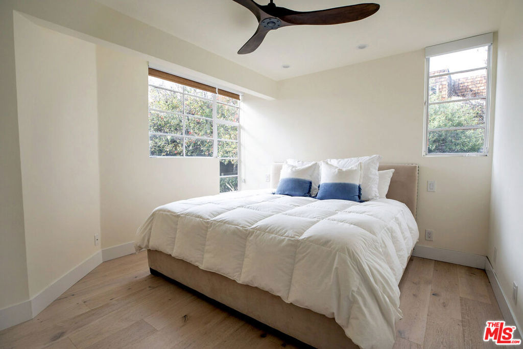 29233 Heathercliff Road - Photo 13