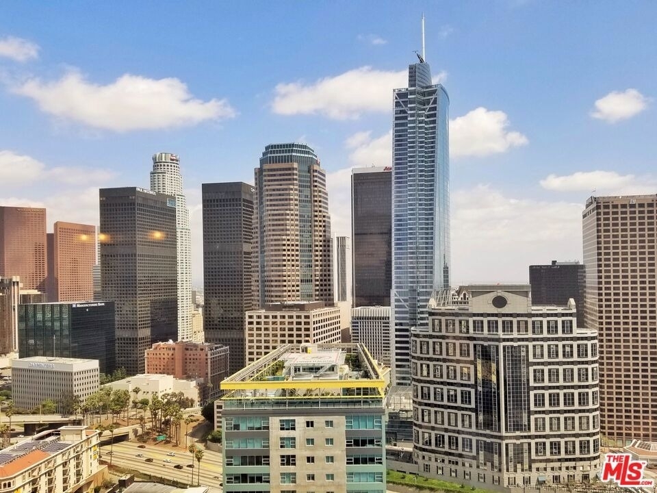 1100 Wilshire Boulevard - Photo 2