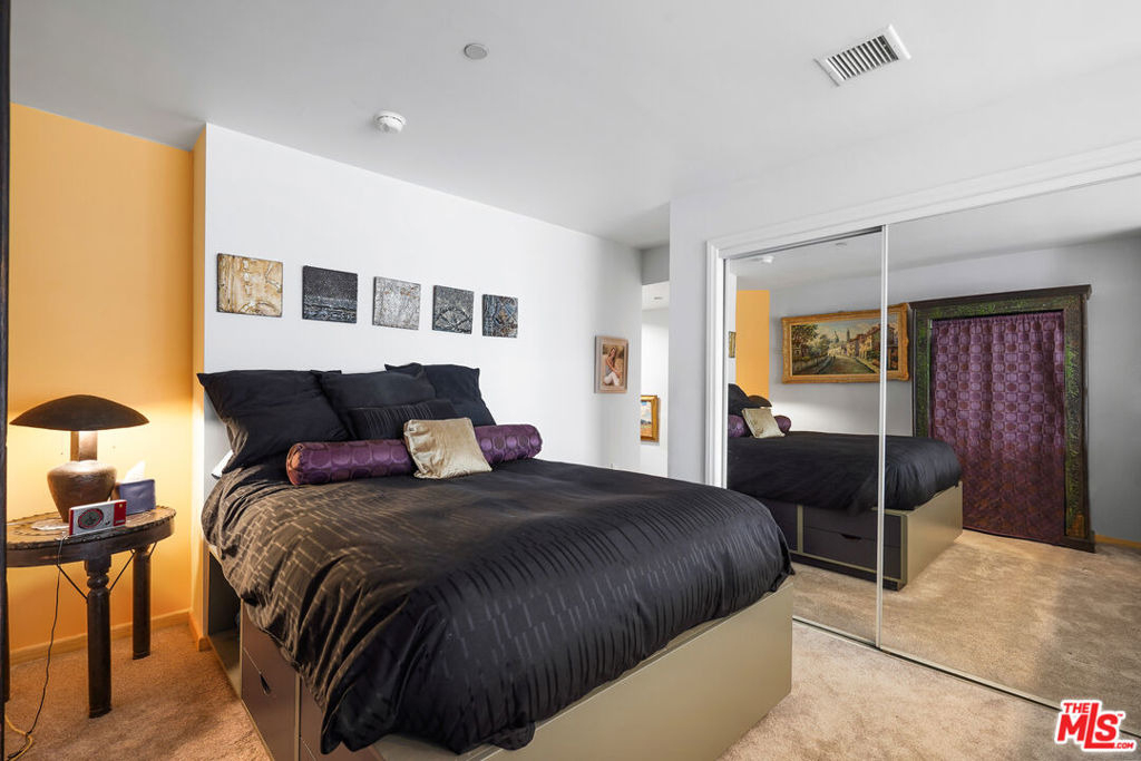 1100 Wilshire Boulevard - Photo 9