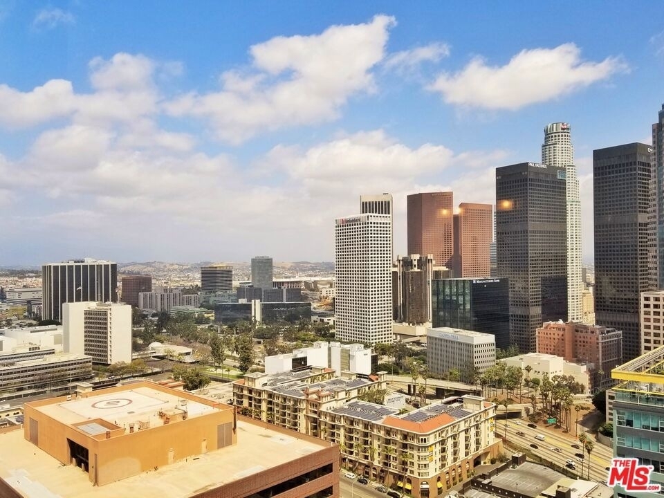 1100 Wilshire Boulevard - Photo 3
