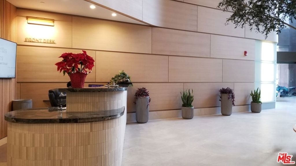 1100 Wilshire Boulevard - Photo 24