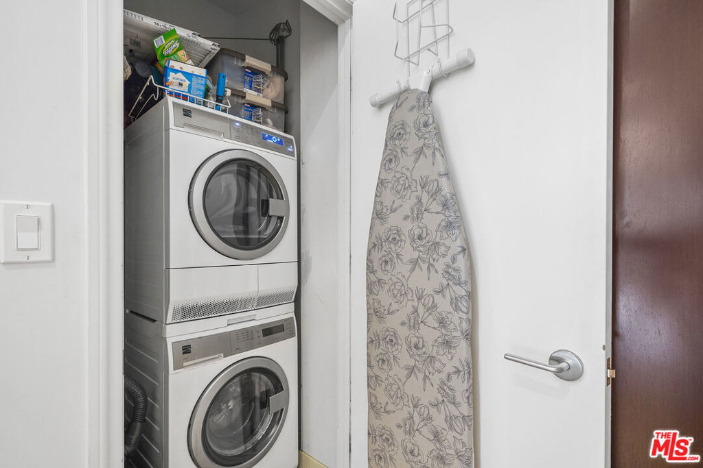 1100 Wilshire Boulevard - Photo 15