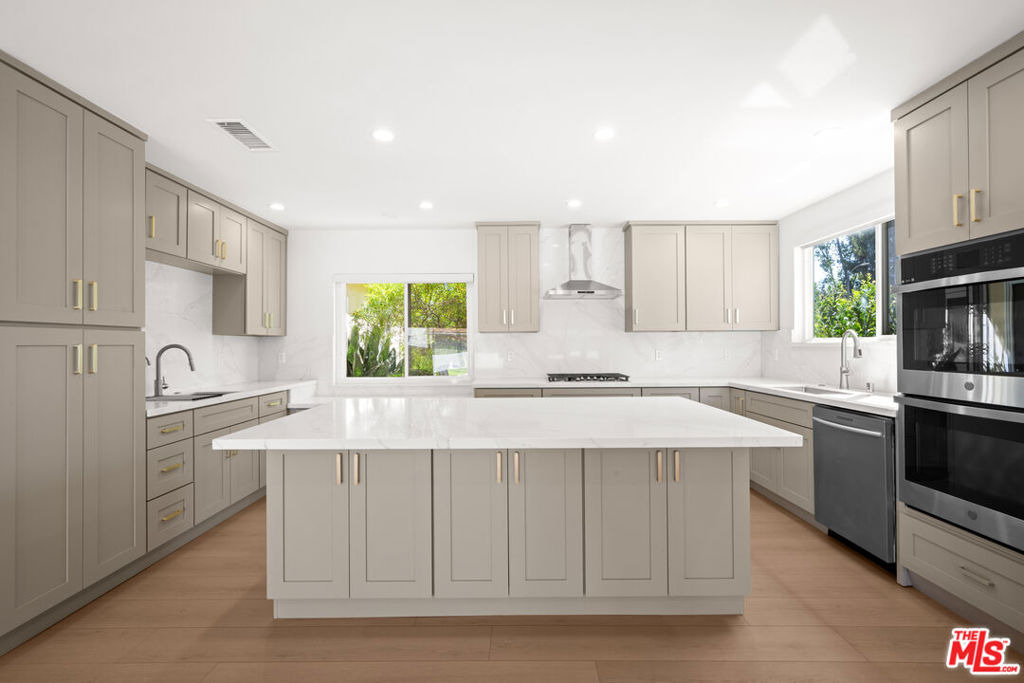 9717 Cisco Street - Photo 3