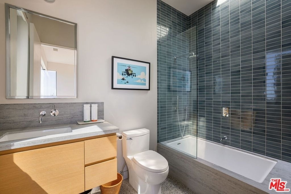 1030 Somera Road - Photo 19