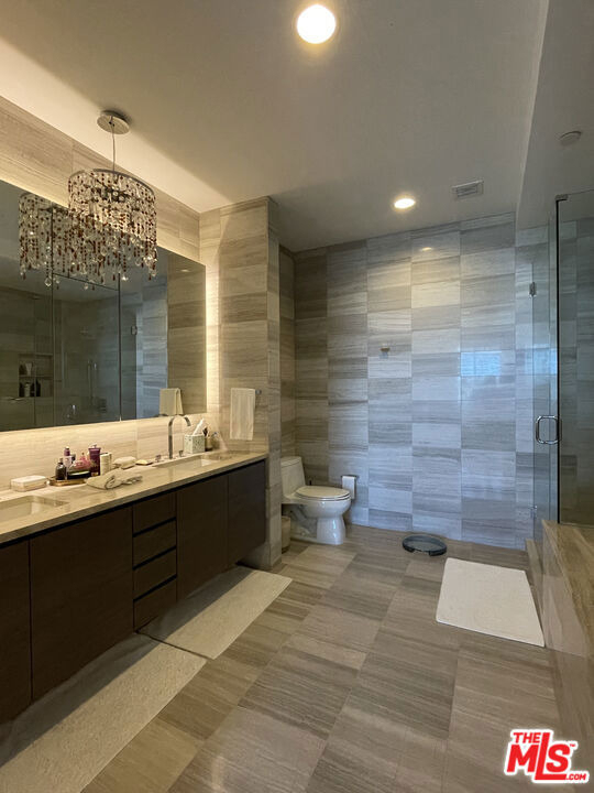 900 W Olympic Boulevard - Photo 18