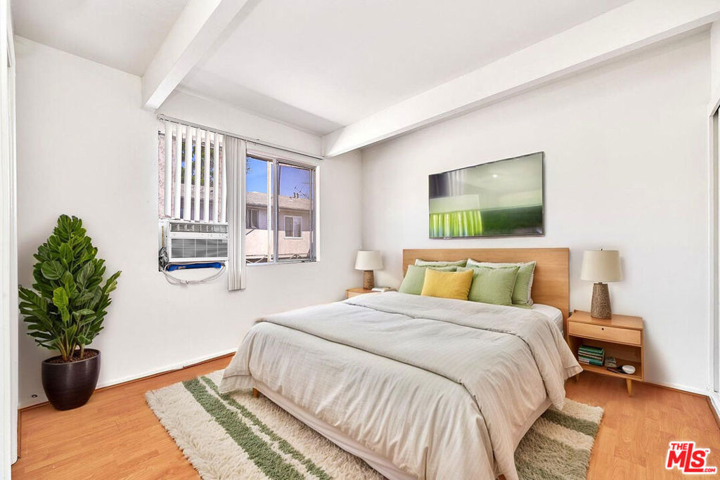 4085 W 7th Street - Photo 3