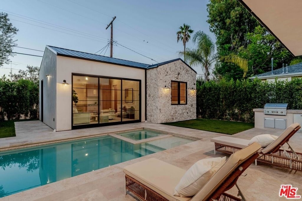 16723 La Maida Street - Photo 22