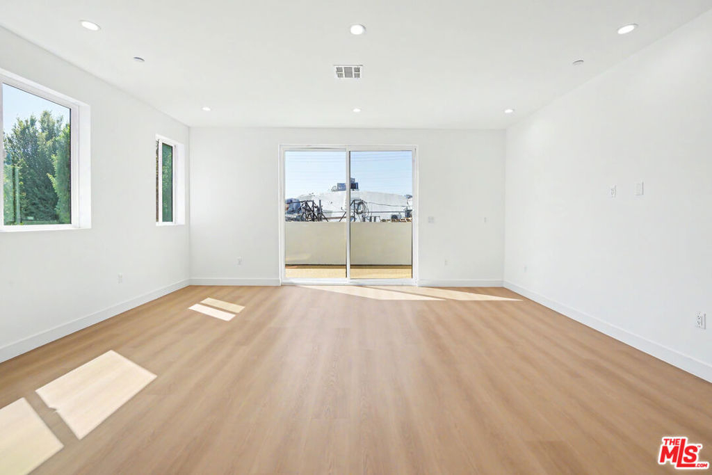 6212 Banner Avenue - Photo 3