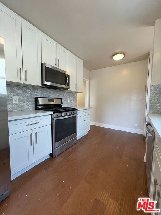 5048 Enfield Avenue - Photo 22