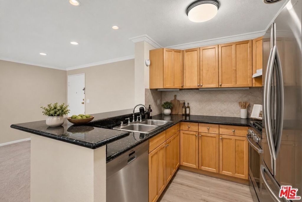 6505 Green Valley Circle - Photo 6