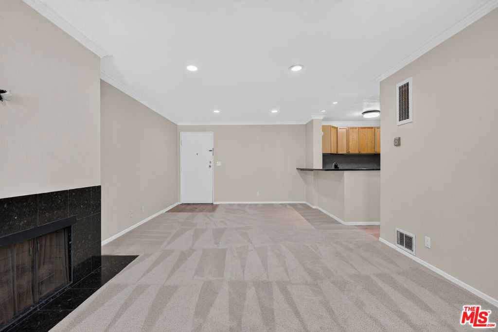 6505 Green Valley Circle - Photo 3