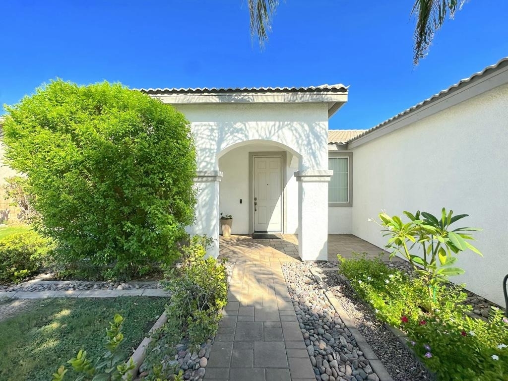 47510 Stetson Court - Photo 1